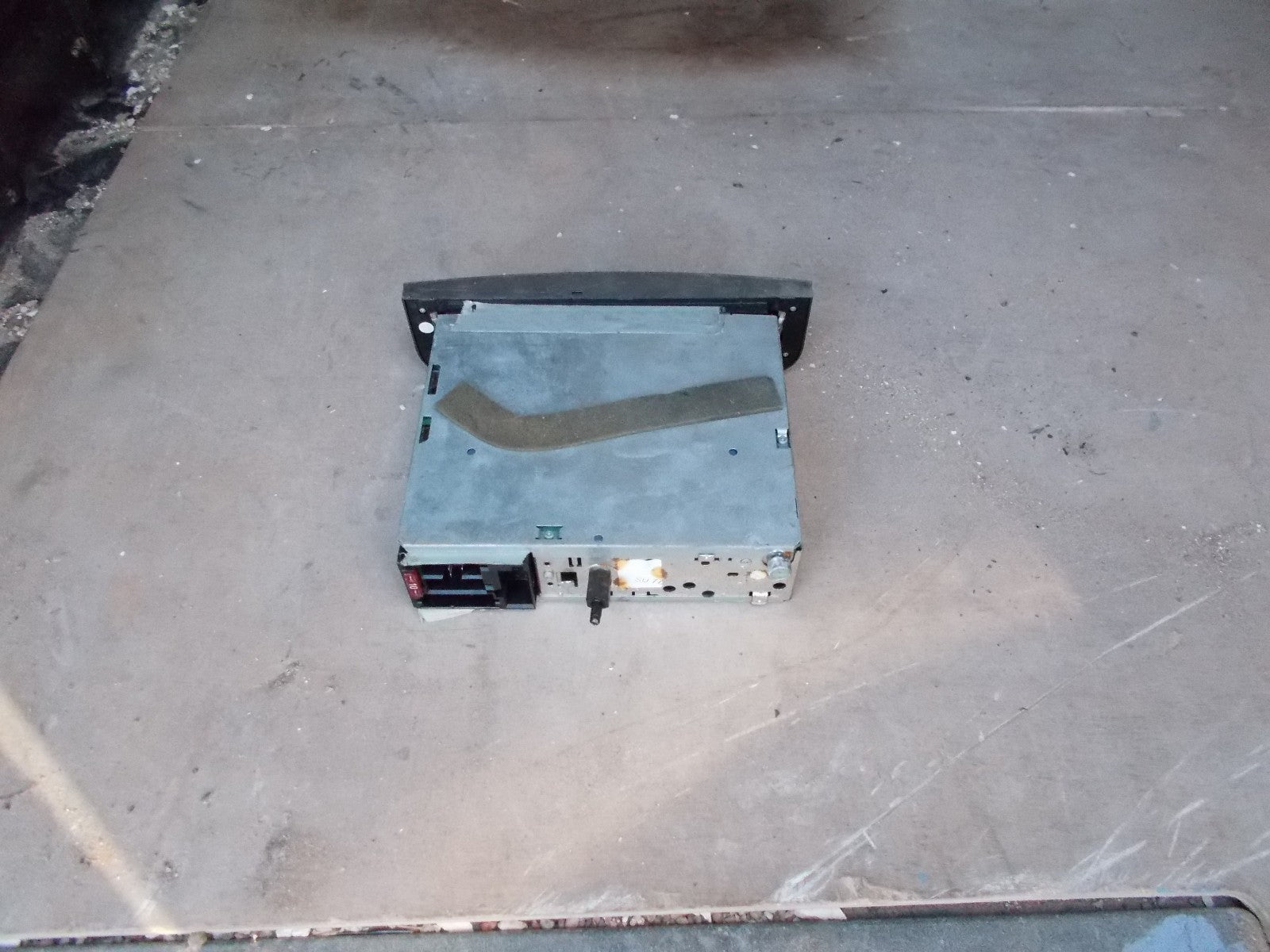 ALFA ROMEO 147 MK1 RADIO CASSETTE HEAD UNIT 7649376316