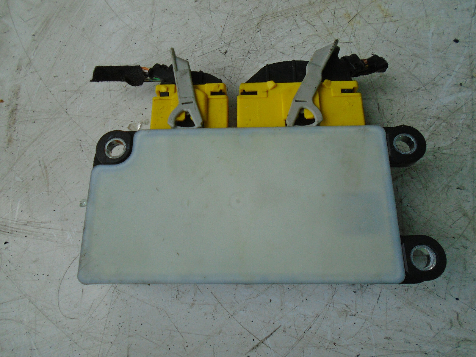 VAUXHALL CORSA E 2015 1.4 PETROL SRS CONTROL MODULE 13597092