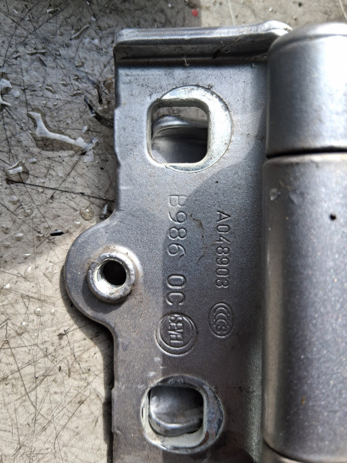 2021 PEUGEOT BOXER MK3 NSR PASSENGER SIDE REAR LEFT DOOR PAIR OF HINGES A048903