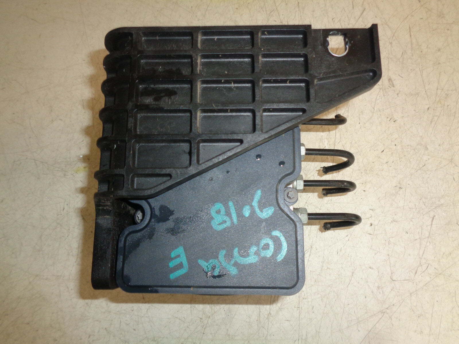 VAUXHALL CORSA E 2018 1.4 PETROL ABS PUMP MODULE 39084530
