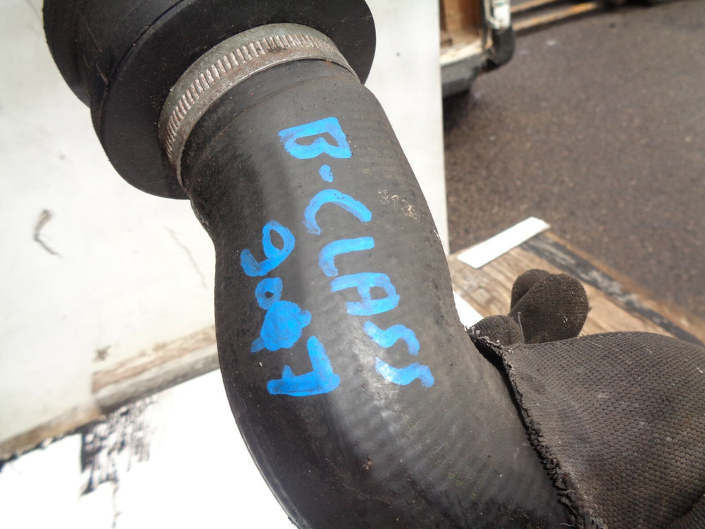 MERCEDES BENZ B CLASS W245 2007 2.0 DIESEL TURBO AIR INTAKE PIPE a6401400687