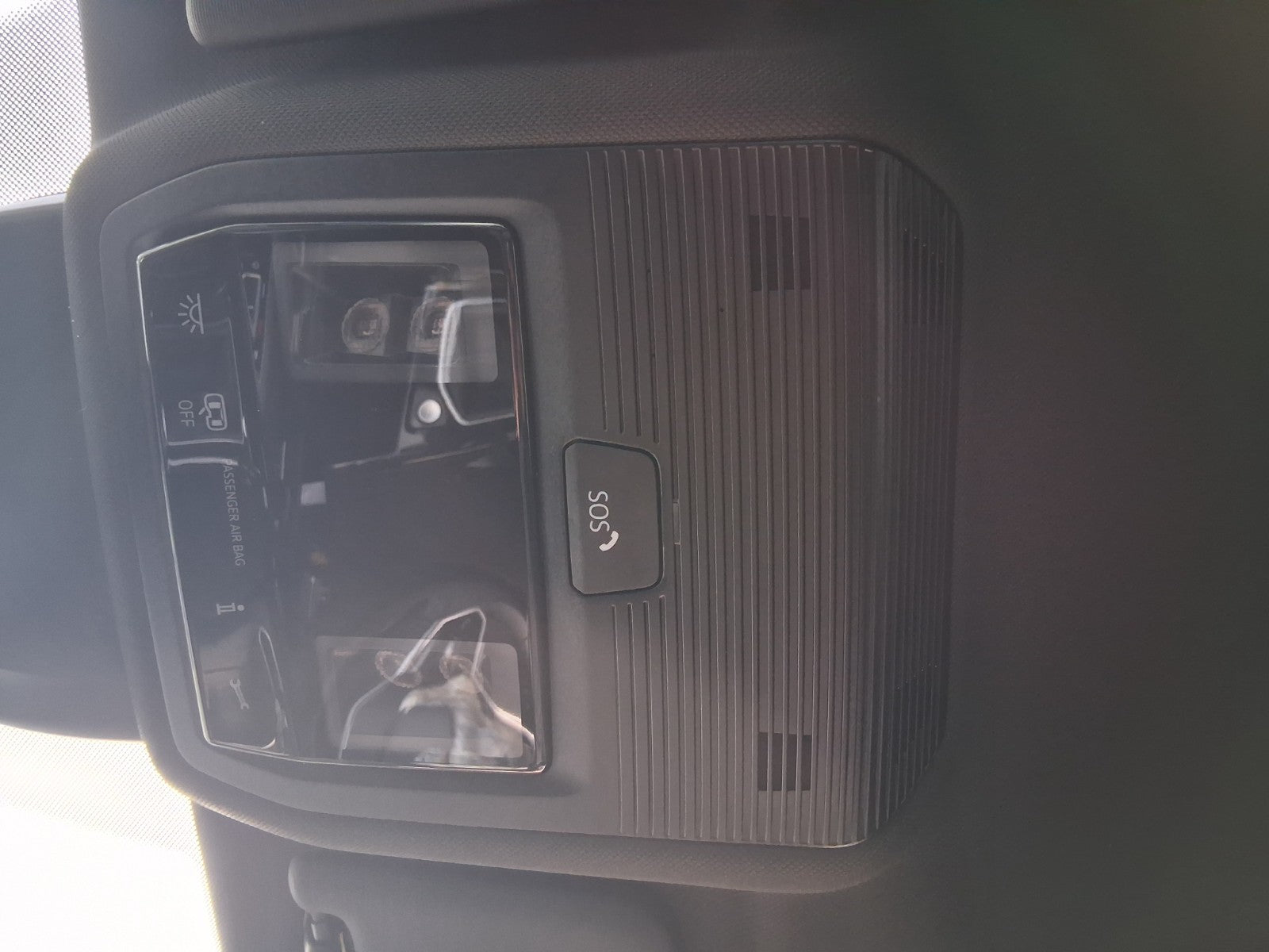 2024 VW VOLKSWAGEN GOLF MK8 R LINE FRONT INTERIOR ROOF READING COURTESY LIGHT