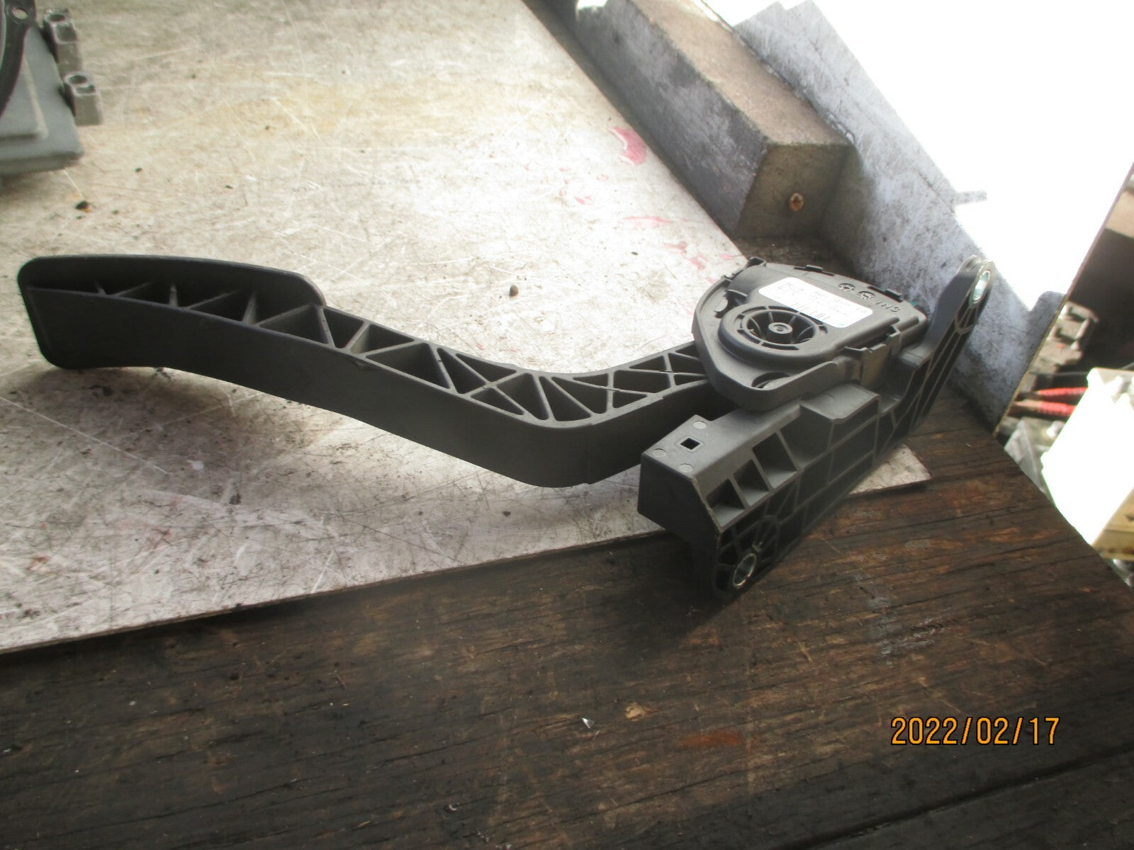 FORD ECOSPORT 2016 THROTTLE ACCELERATOR PEDAL 8V219F836A3B