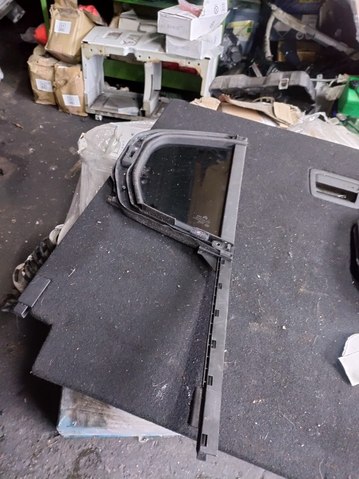 CITROEN C5 AIRCROSS 2020 NSR PASSENGER SIDE REAR QUARTER GLASS