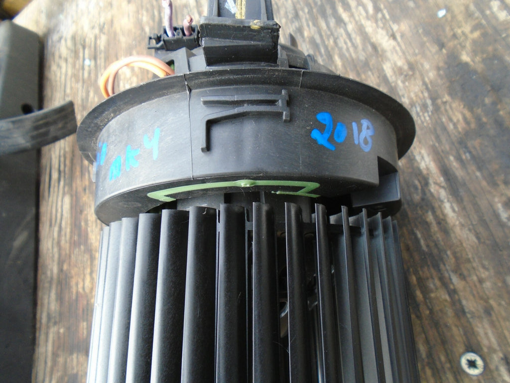 RENAULT CLIO 2018 MK4 HEATER BLOWER MOTOR FAN MOTOR T1029527H