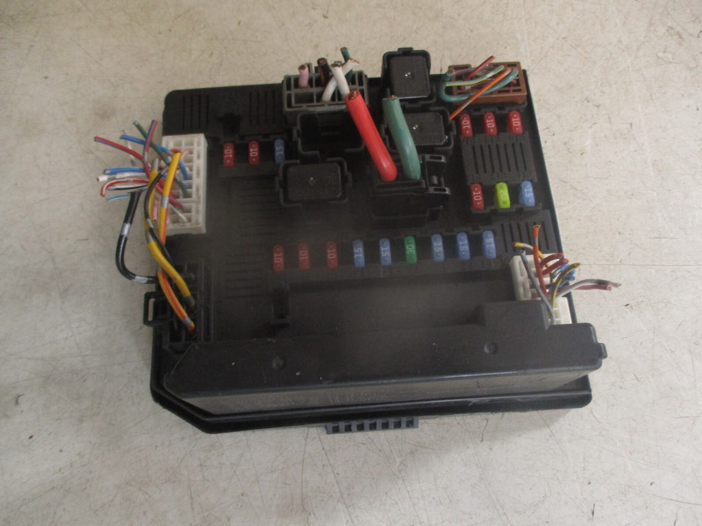 2010 NISSAN QASHQAI J10 1.5 DIESEL UNDER BONNET FUSE RELAY BOX