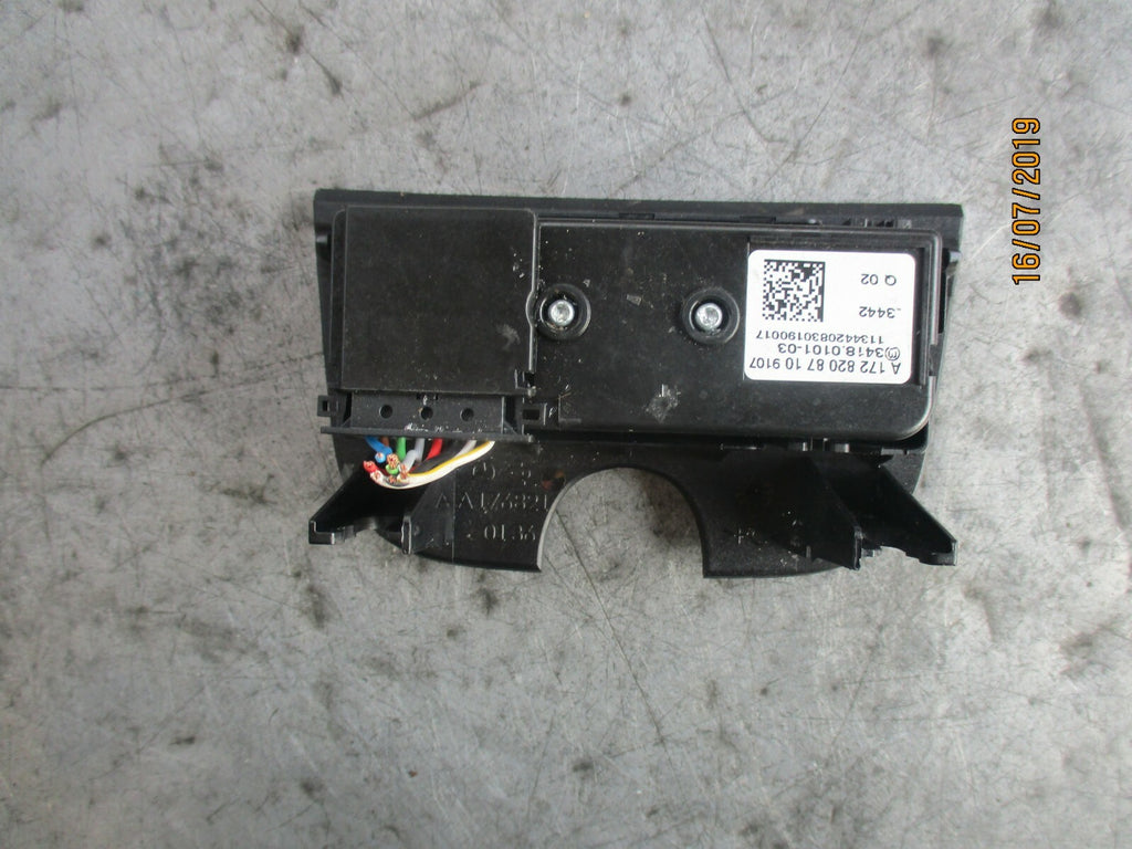 MERCEDES A CLASS W176 ALARM ACTIVATION SWITCH BUTTON A1728208710