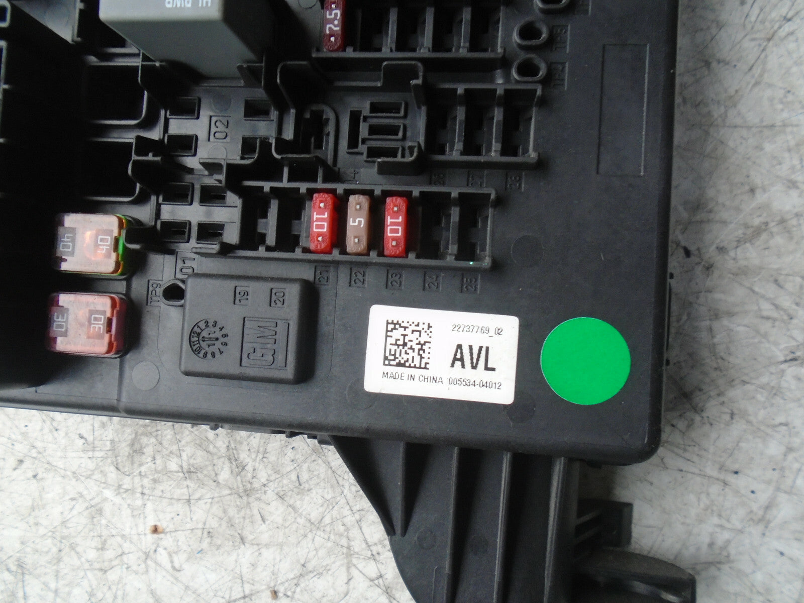 VAUXHALL INSIGNIA MK1 2012 REAR FUSEBOX MODULE 22737769