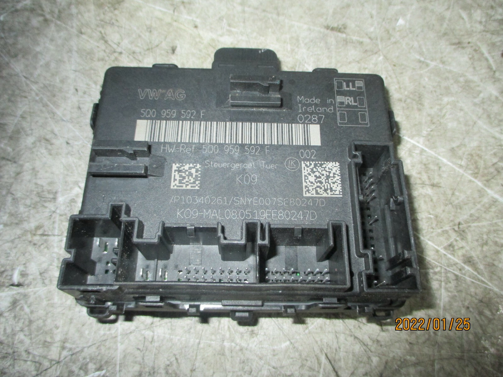 VW VOLKSWAGEN FOLF MK7 2018 NSF PASSENGER FRONT DOOR CONTROL MODULE 5Q0959592F