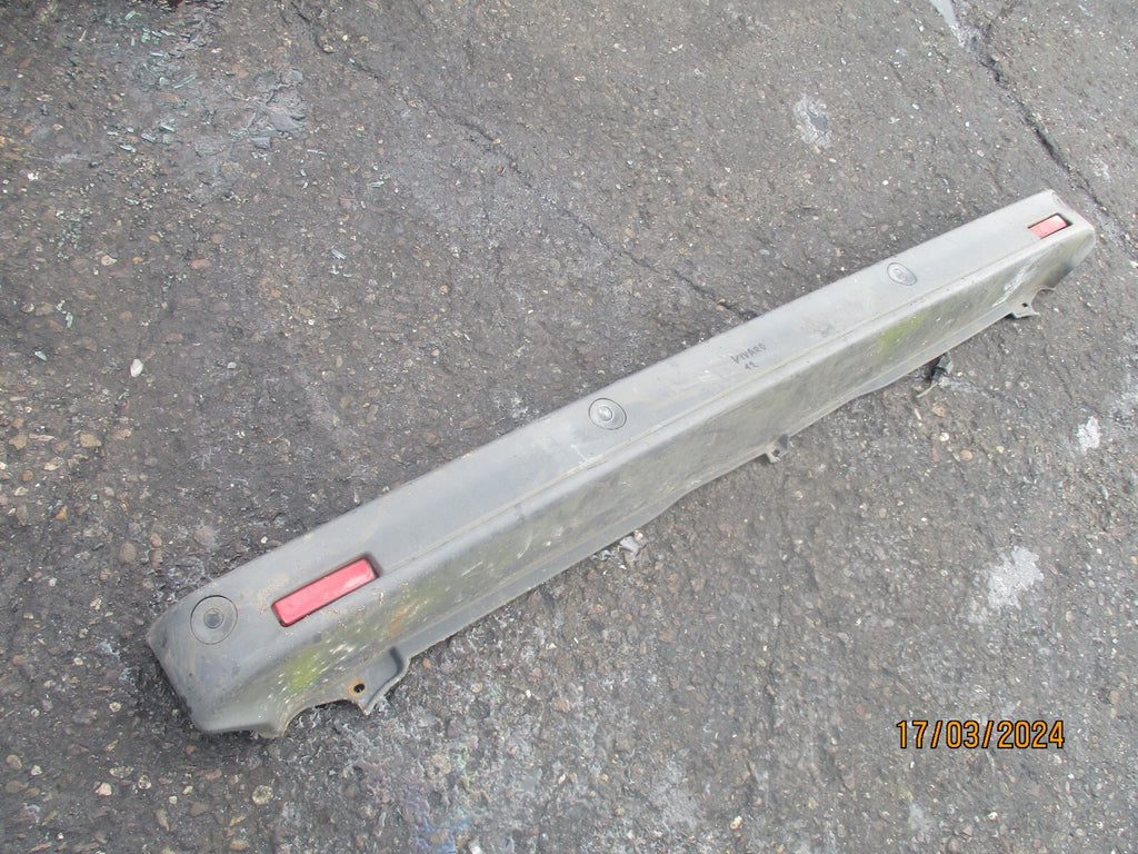 RENAULT TRAFIC X83 2012 FACELIFT REAR MIDDLE BUMPER PLASTIC