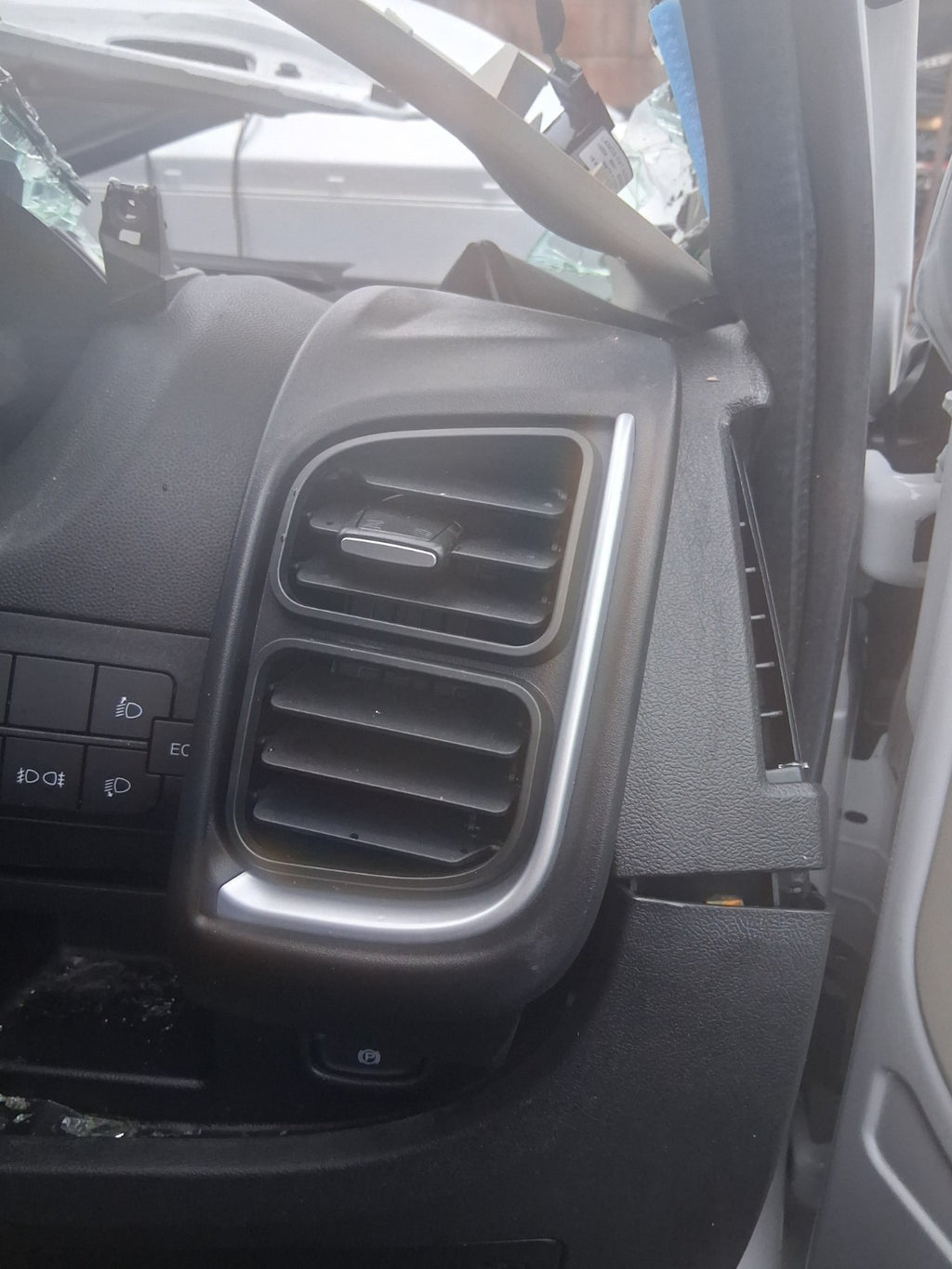 2025 FIAT DUCATO MK3 HIGH ROOF OSF DRIVER SIDE FRONT RIGHT AIR VENT