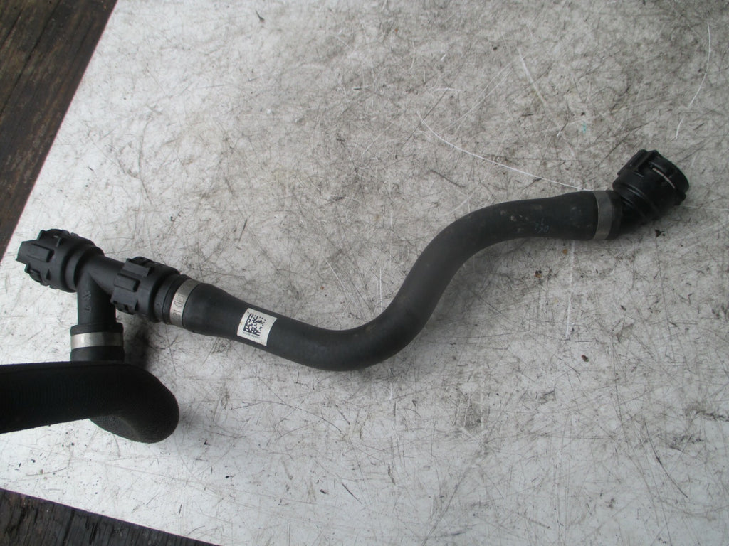 BMW 1 SERIES F20 2019 RUBBER WATER COOLANT RADIATOR HOSE PIPE 1712 8634285 01