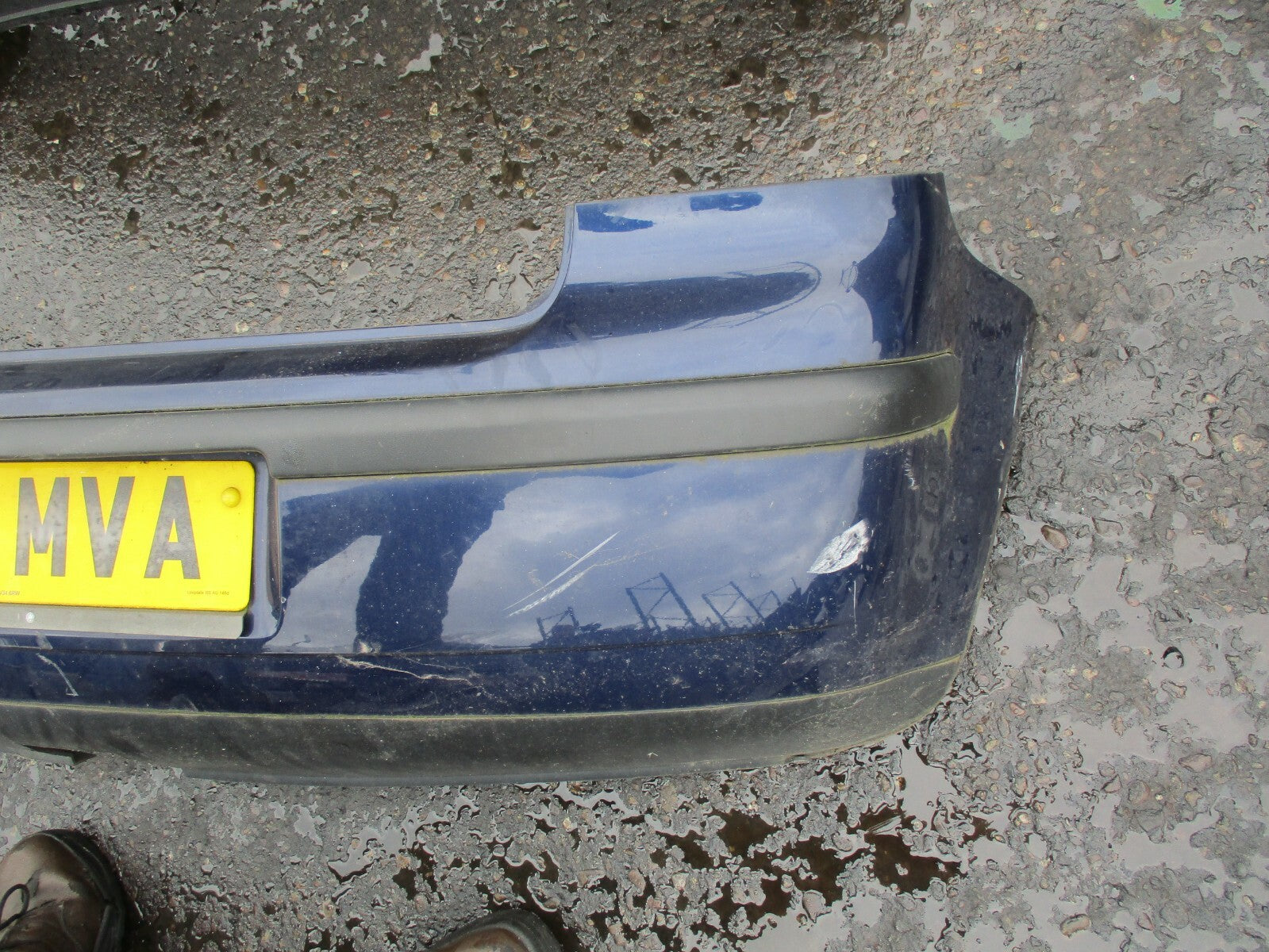 VW VOLKSWAGEN POLO 9N (MK4) COMPLETE REAR BUMPER DARK BLUE