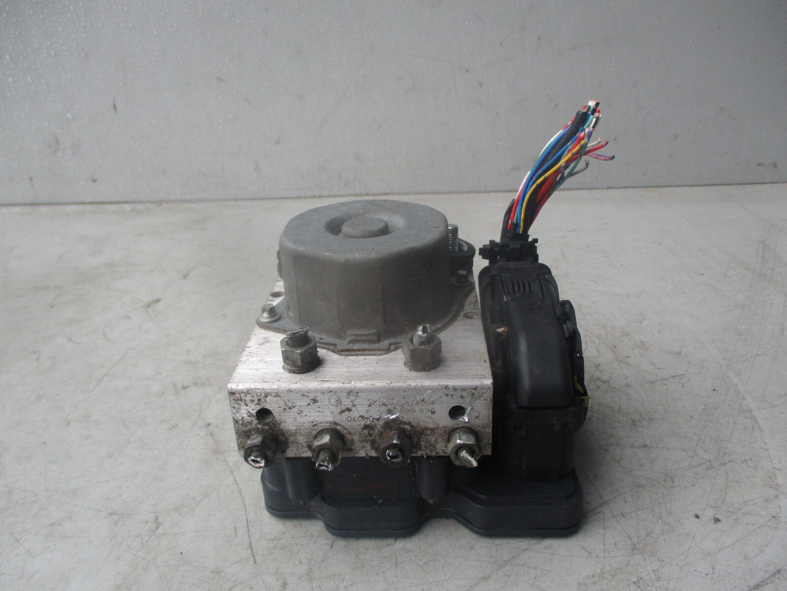 PEUGEOT 108 2016 1.0 PETROL ABS PUMP MODULATOR 445400H070 \ 2265106455