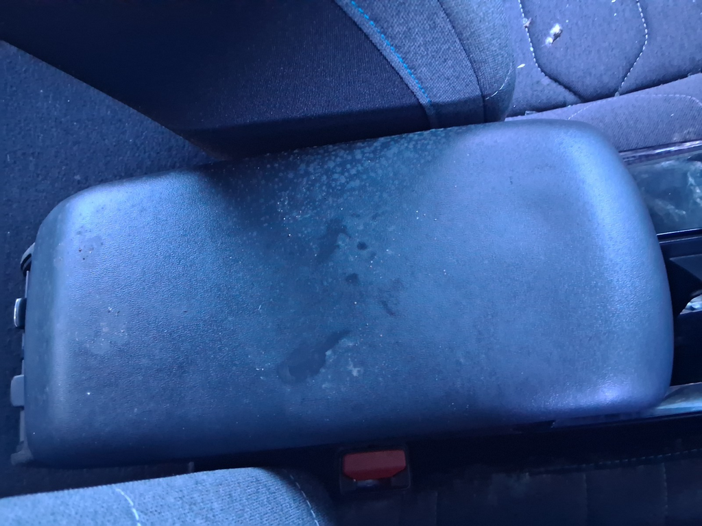 2023 CITROEN C4 MK3 CENTER CONSOLE LEATHER ARM REST