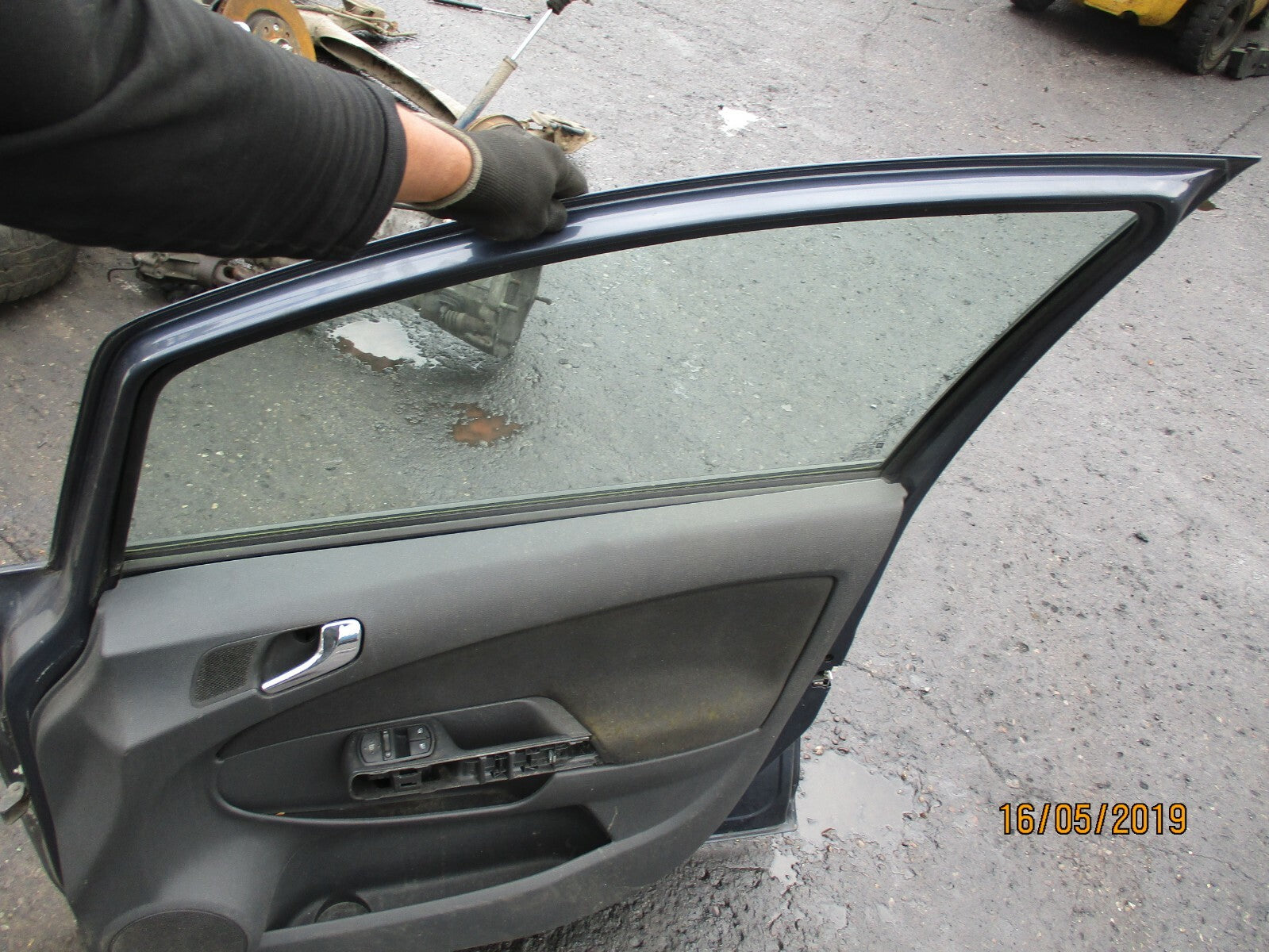 VAUXHALL CORSA D 5 DOOR OSF DRIVER SIDE FRONT DOOR GREY