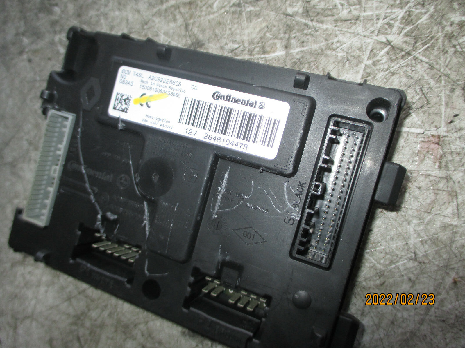DACIA SANDERO 2017 BCM BODY CONTROL MODULE 284B10447R