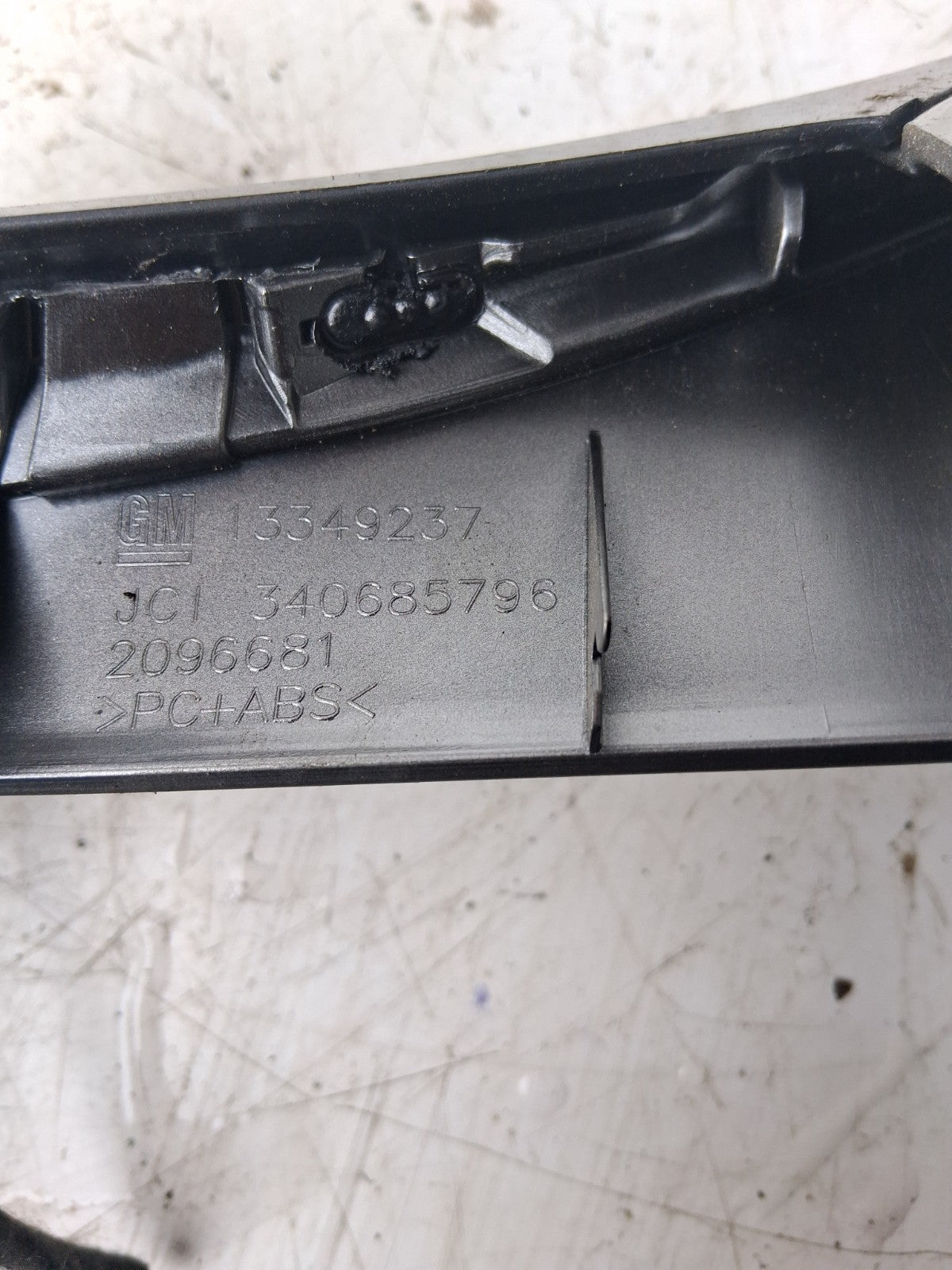 VAUXHALL ASTRA J 2013 CENTRE CONSOLE SURROUND TRIM PIANO BLACK + PARROT 13349237