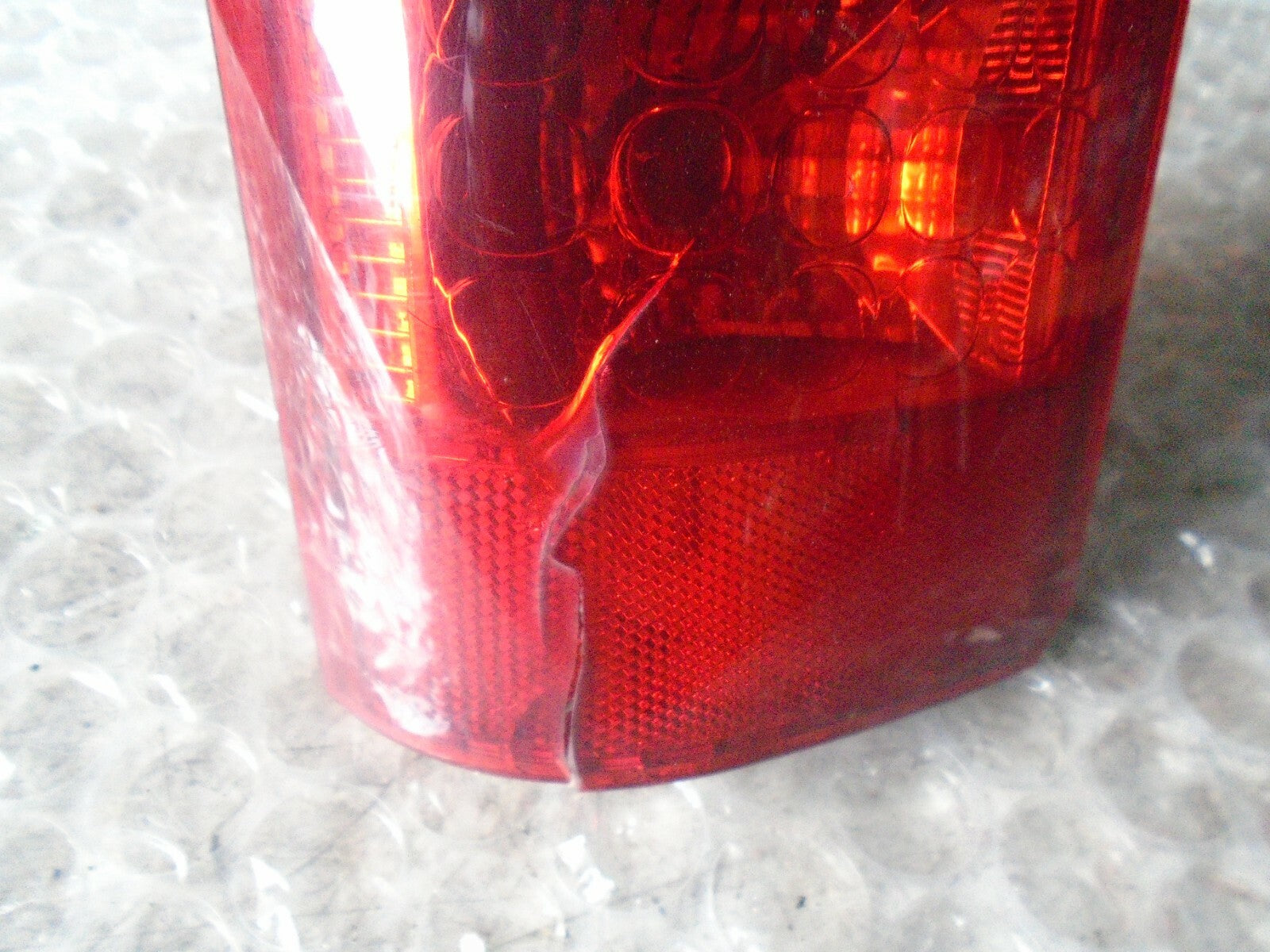 FORD TRANSIT 2011 MK7 FACELIFT NSR REAR PASSENGER SIDE TAIL LIGHT 6C1113405