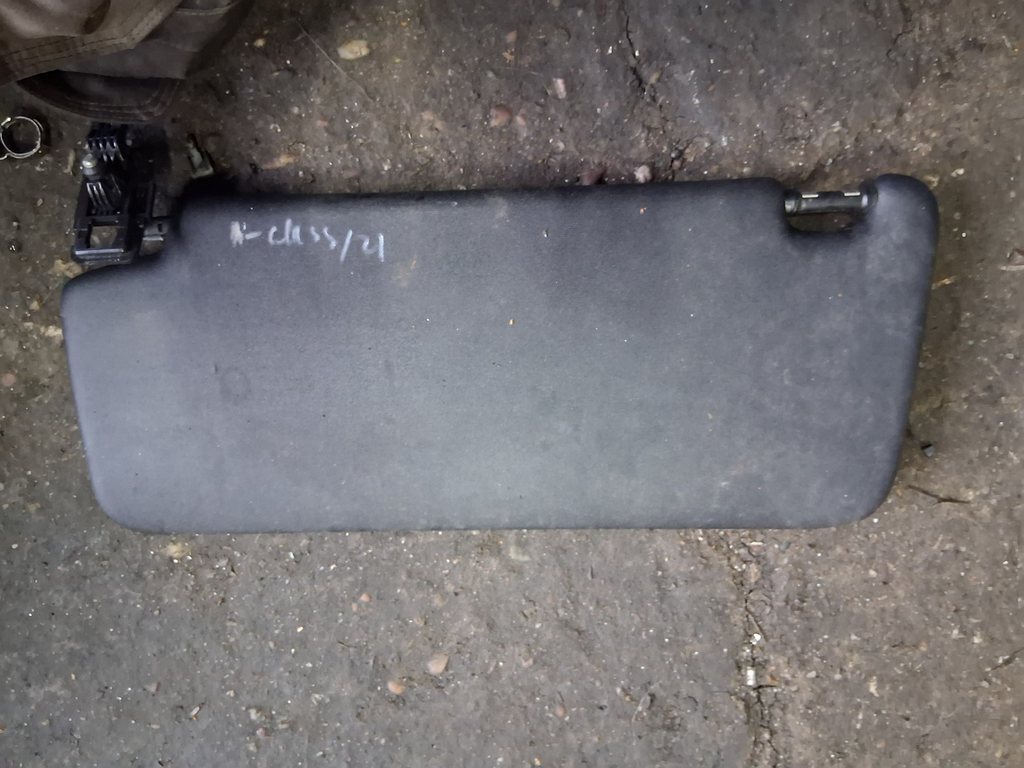 2021 MERCEDES A CLASS V177 OSF DRIVER SIDE FRONT RIGHT SUN VISOR SHADE