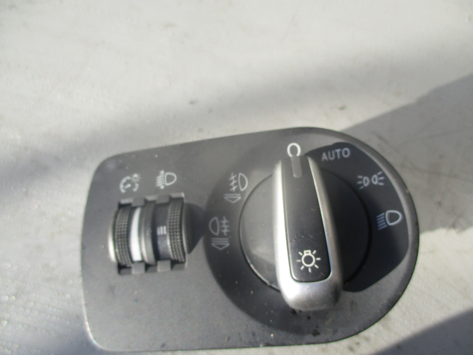 AUDI A1 8X 2015 HEADLIGHT SWITCH CONTROL 8X2941531M