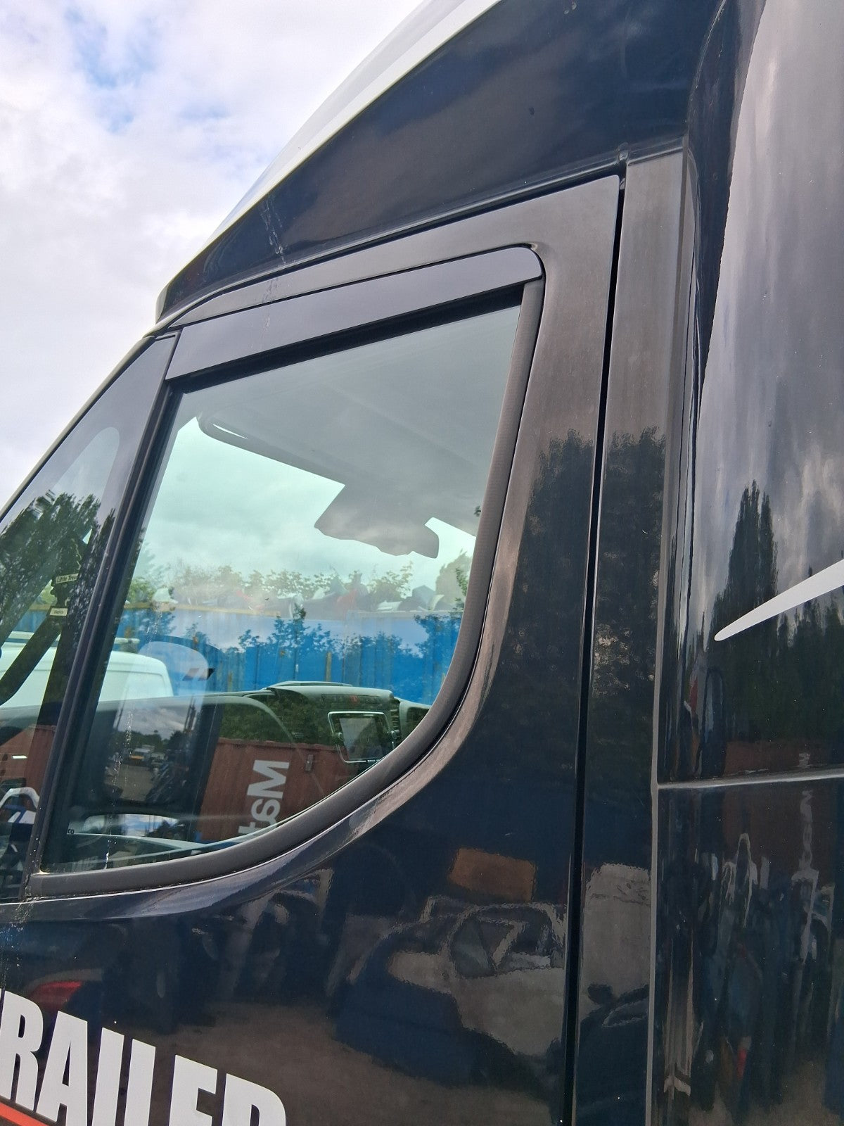2023 IVECO DAILY MK6 FACELIFT 70C21b 3.0 D NSF PASSENGER BARE DOOR NERO BLACK