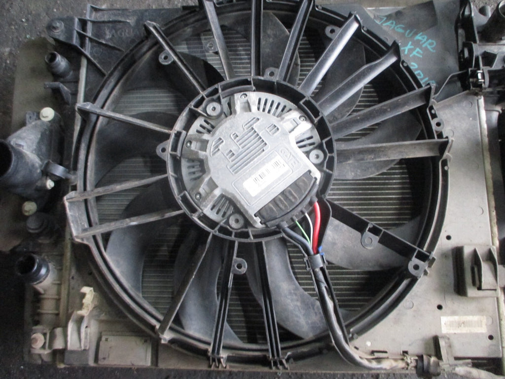 JAGUAR XF X250 2015 2.2 DIESEL RADIATOR FAN PACK CX238C607AD RP 29