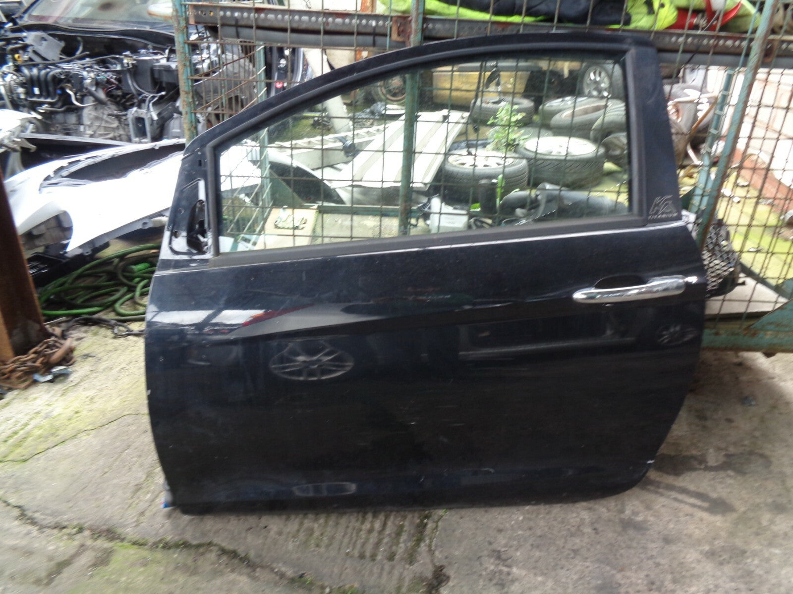 FORD KA MK2 2011 NS PASSENGER SIDE COMPLETE DOOR BLACK