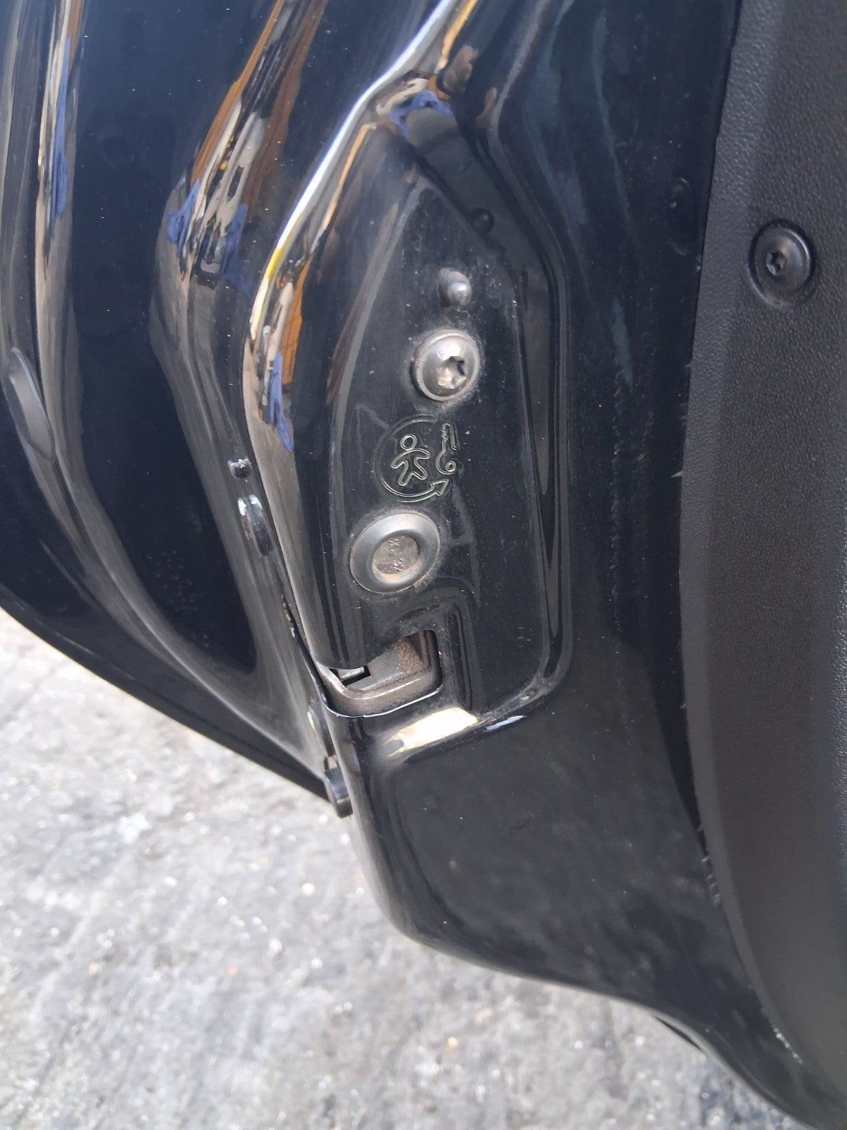 2014 PEUGEOT 208 NSR PASSENGER SIDE REAR LEFT COMPLETE DOOR PEARL BLACK KTV