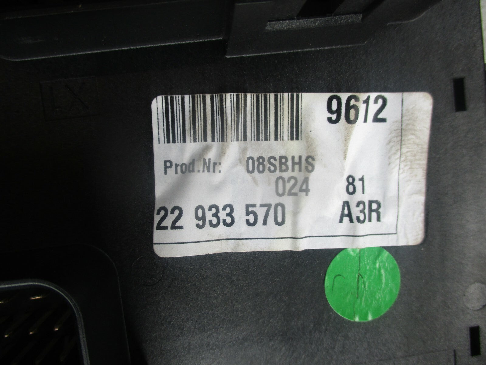 VAUXHALL INSIGNIA A MK1 CDTI FUSE BOX BODY CONTROL RELAY UNIT MODULE 22933570