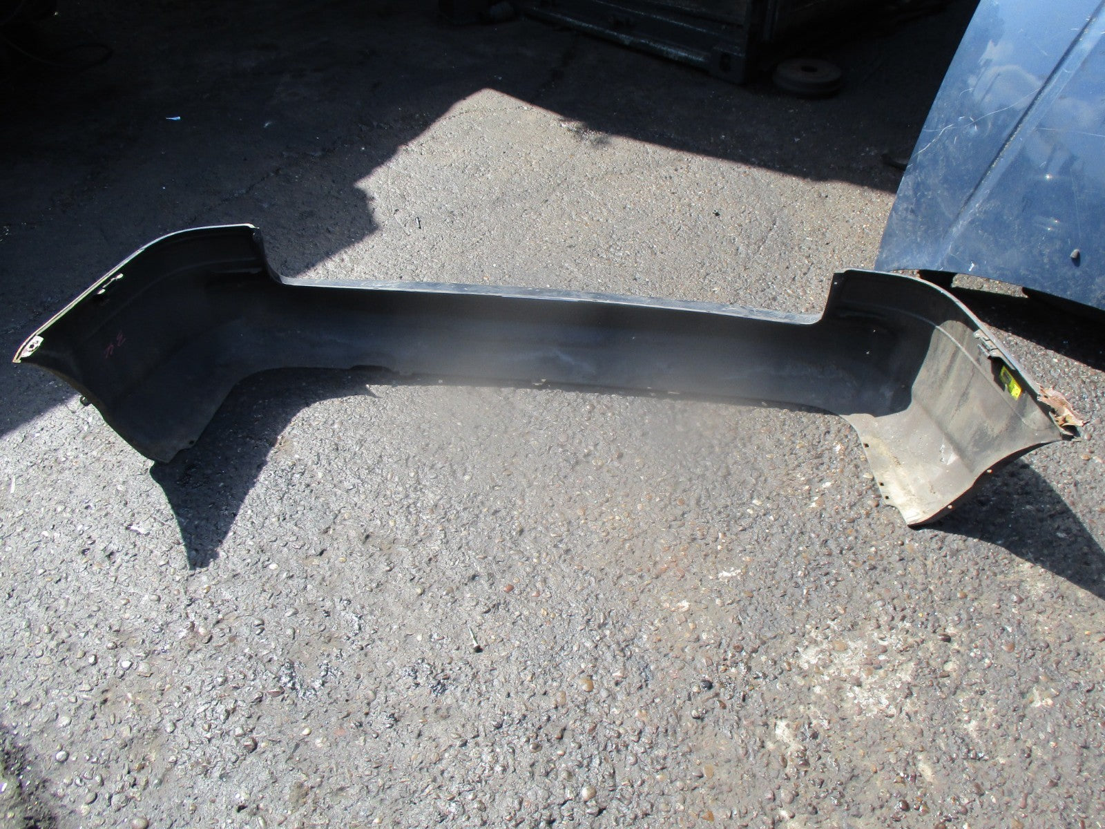 2005 HYUNDAI TRAJET GSI CRTD REAR BUMPER COMPLETE BLUE