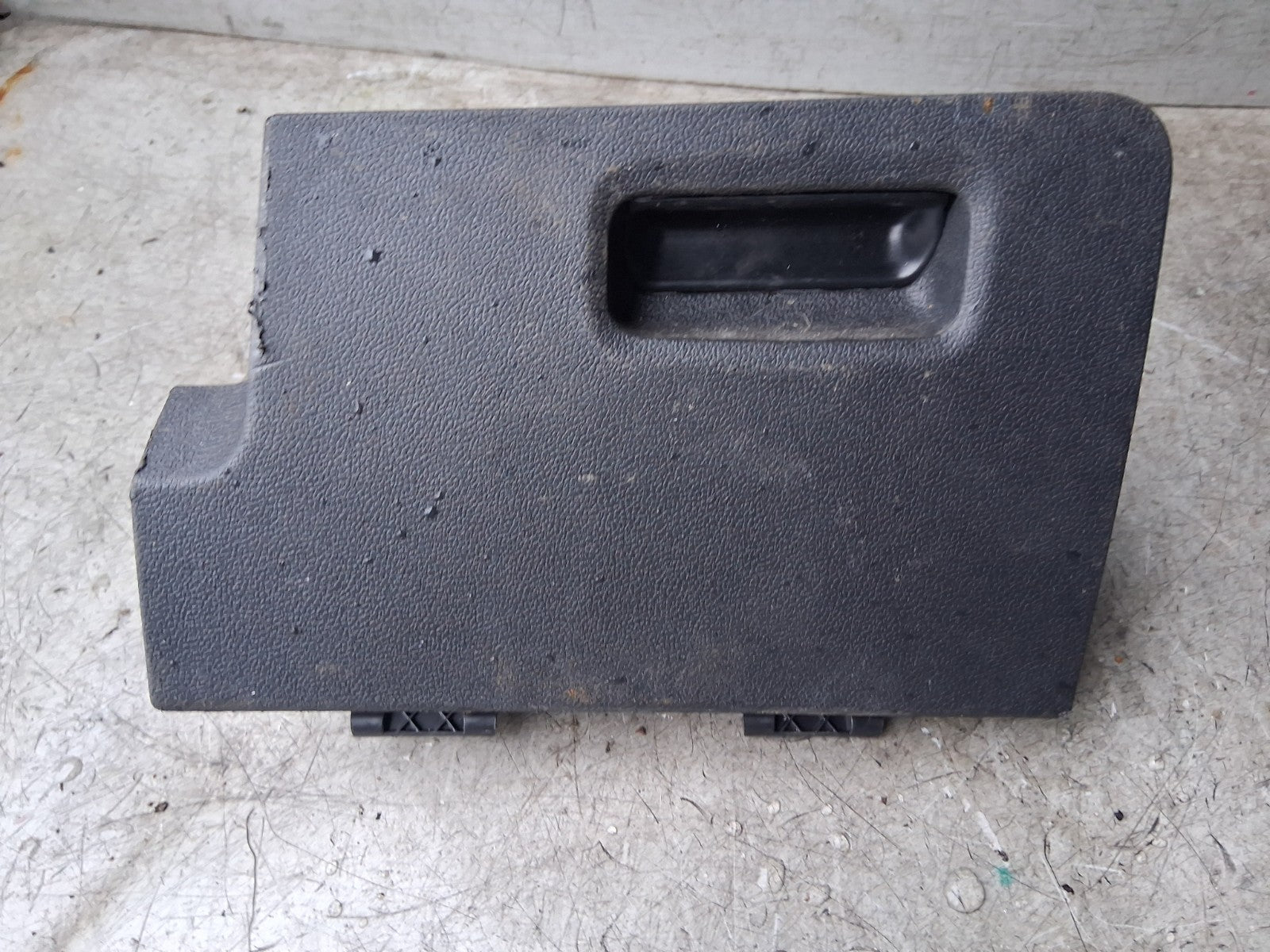 2023 VW VOLKSWAGEN TIGUAN OSF DRIVER SIDE STORAGE COMPARTMENT BOX 5NC857919