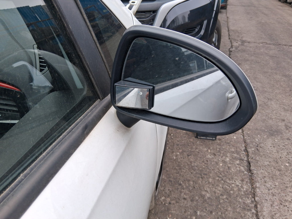 2019 VAUXHALL CORSA E 3 DOOR OS DRIVER SIDE MANUALFOLD WING MIRROR WHITE Z40R