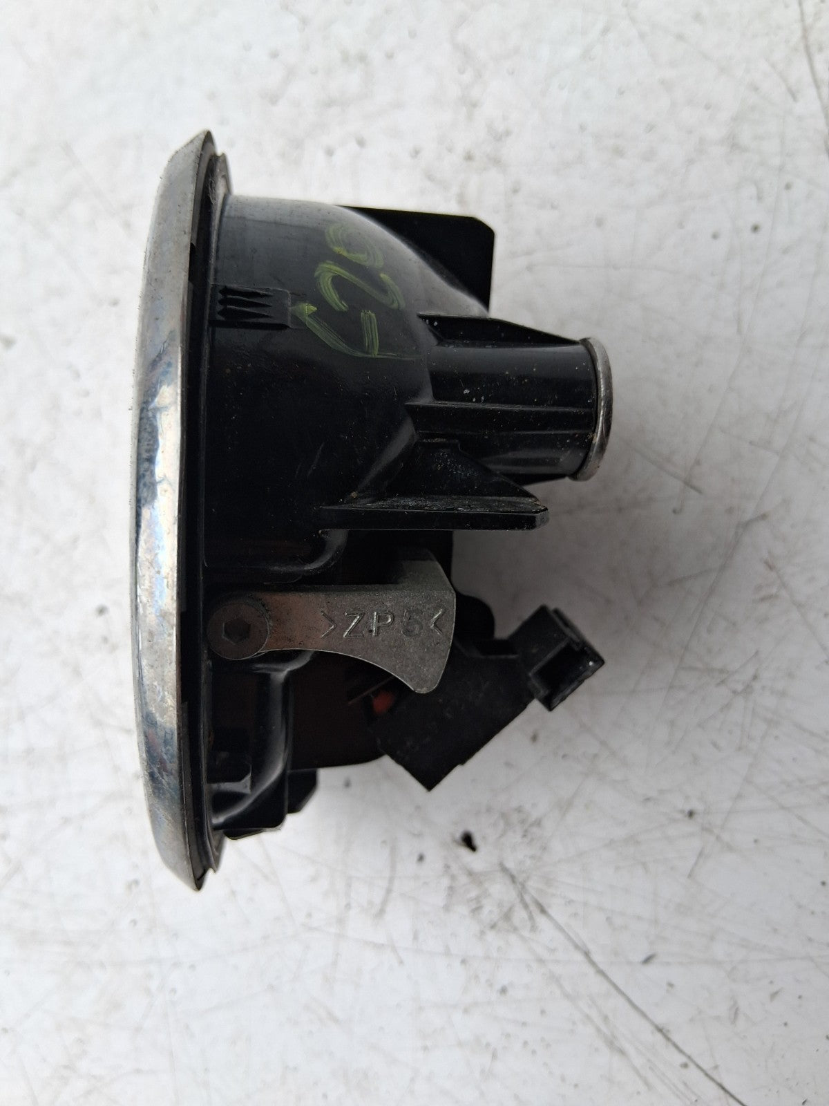 BMW 1 SERIES F20 2015 REAR TAILGATE BACK DOOR HANDLE 724853515