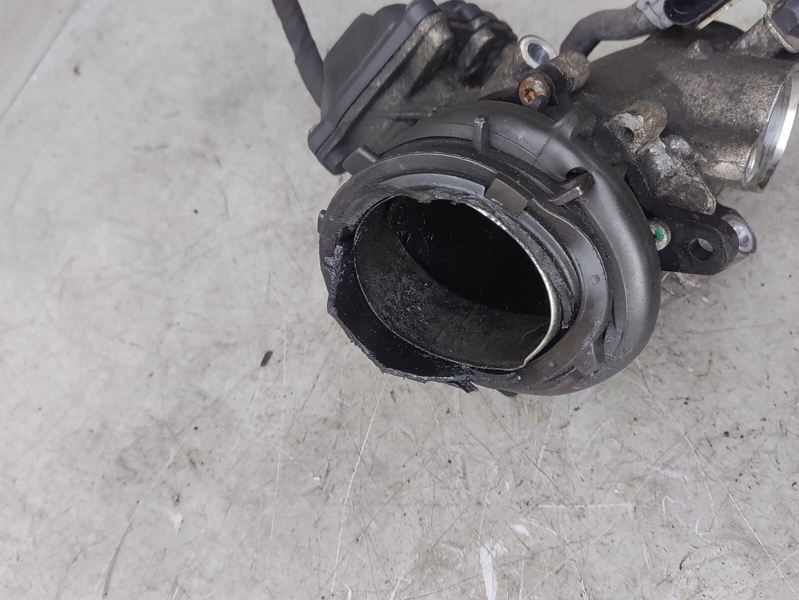 JAGUAR XE 2017 2.0 DIESEL EGR VALVE UNIT G4D35H273AB