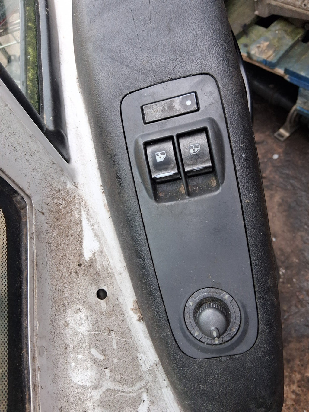 2016 PEUGEOT BOXER MK3 OSF DRIVER SIDE FRONT RIGHT COMPLETE DOOR WHITE