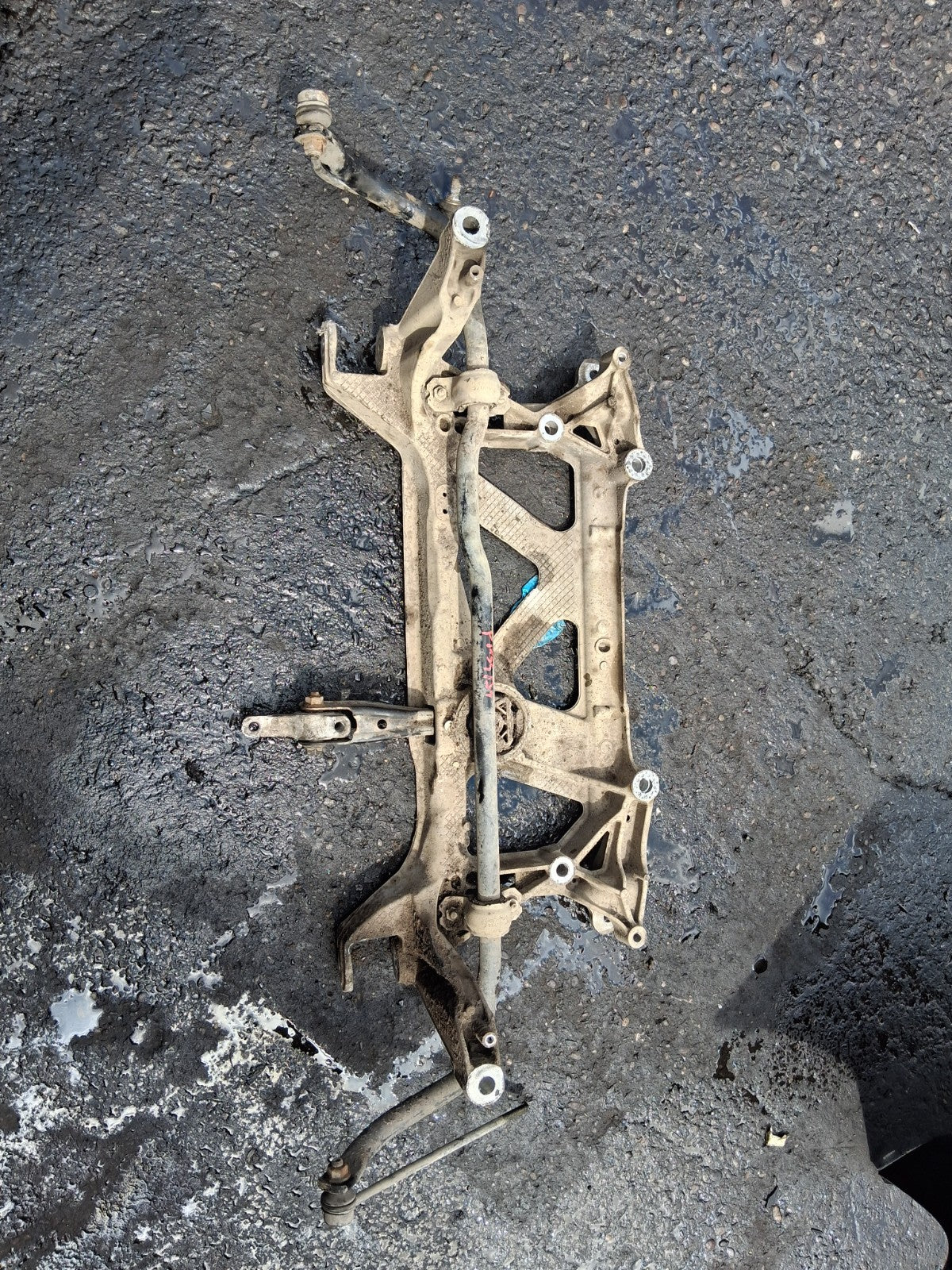 2018 VW VOLKSWAGEN PASSAT B8 1.5 DIESEL FRONT SUBFRAME 3Q0199369E
