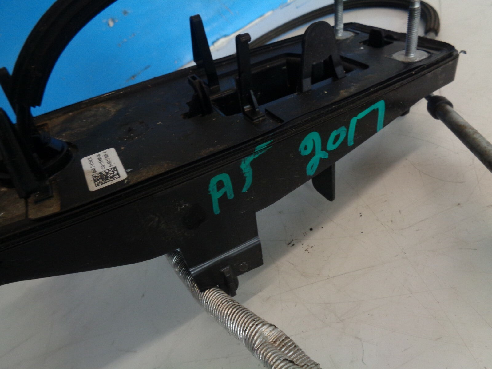 AUDI A5 8W6 2017 GEAR SELECTOR LINKAGE EMERGENCY UNLOCKING DEVICE 8W0713052N