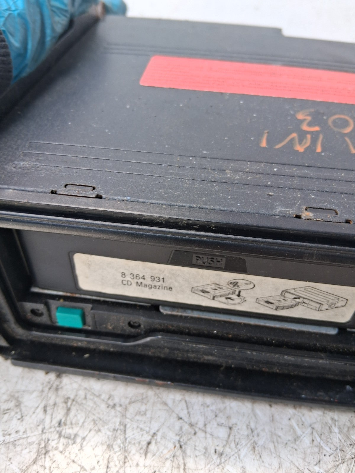 2003 MINI CD CHANGER 65126913388