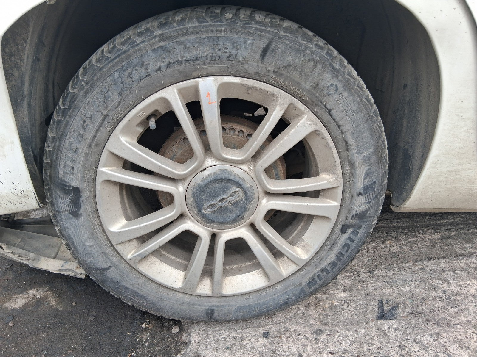 2019 FIAT 500L HATCH 16 INCH SINGLE ALLOY WHEEL WITH TYRE 205/55R16 REF 1
