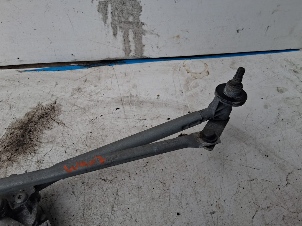 2018 MERCEDES SPRINTER W907 FRONT WINDSCREEN WIPER MOTOR LINKAGE A9108200500