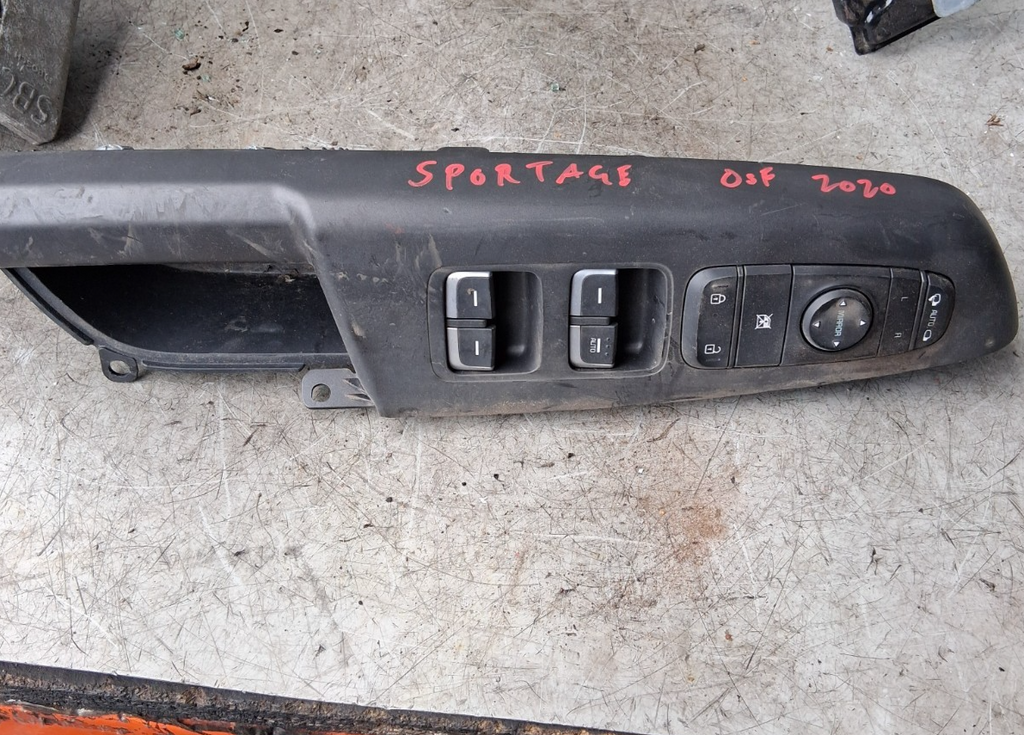 2020 KIA SPORTAGE OS DRIVER SIDE REAR WINDOW CONTROL SWITCH 93530D9500