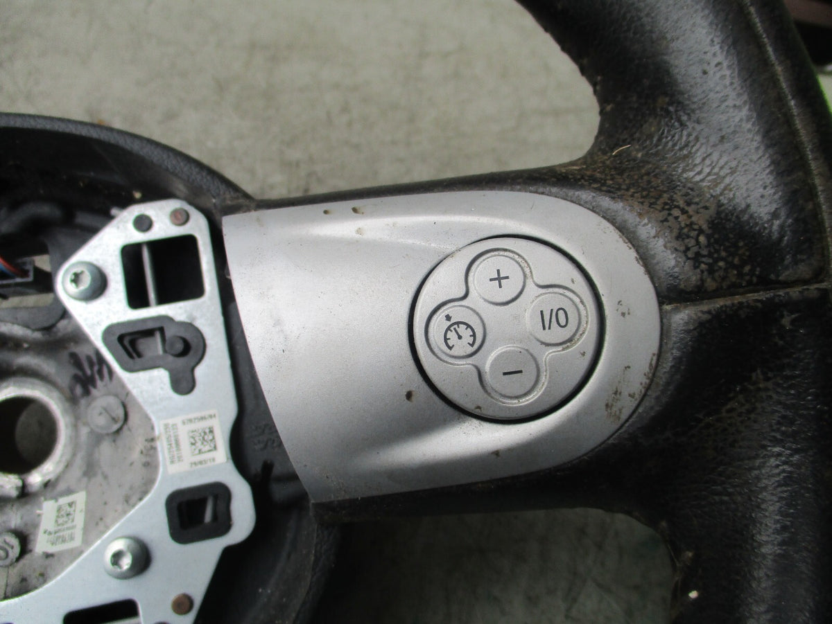 MINI COOPER BOTTOM MULTIFUNCTION STEERING WHEEL 6782596