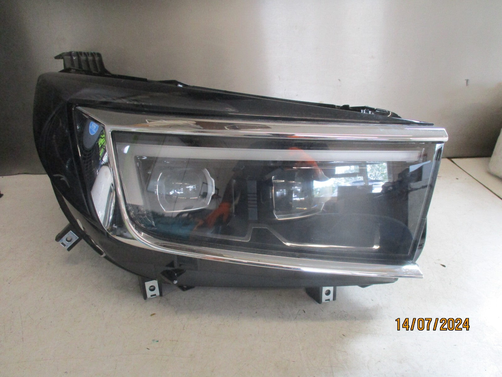 VAUXHALL GRANDLAND 2024 OSF DRIVER SIDE FRONT LED HEADLIGHT 9850139280