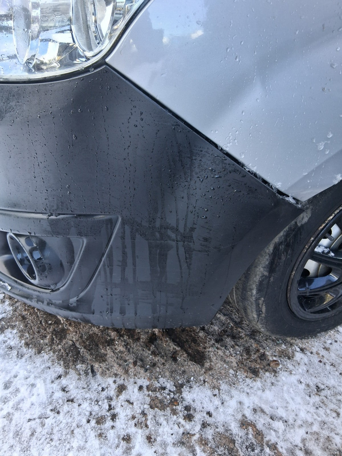 2015 VAUXHALL COMBO D COMPLETE FRONT BUMPER WITH GRILL  & CHROME GRILLE BADGE