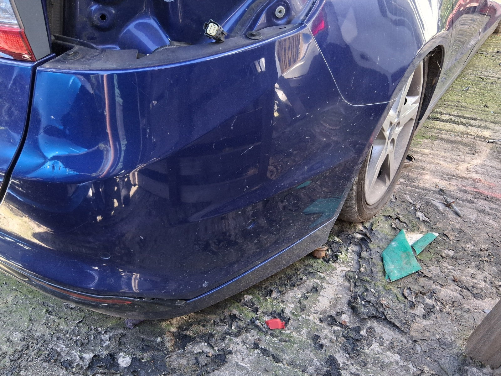 2016 FORD MONDEO MK5 HATCHBACK COMPLETE REAR BUMPER WEDGEWOOD METALLIC BLUE LD