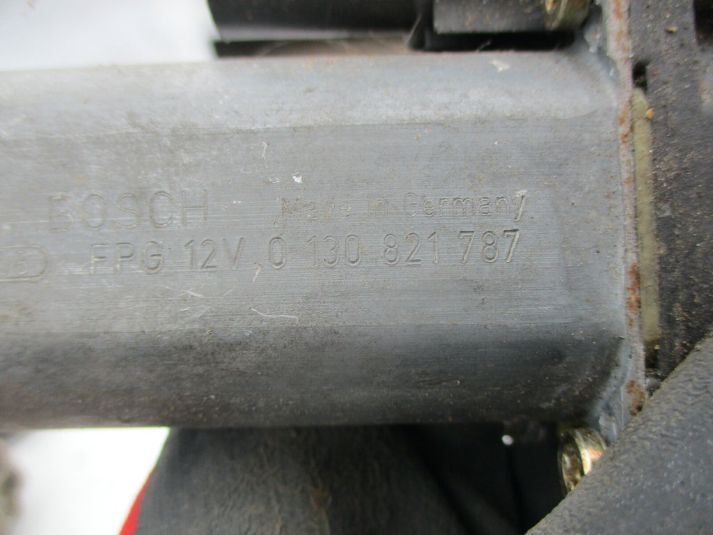 AUDI A4 B5 1999 NSF PASSENGER SIDE FRONT WINDOW MOTOR 0 130 821 787