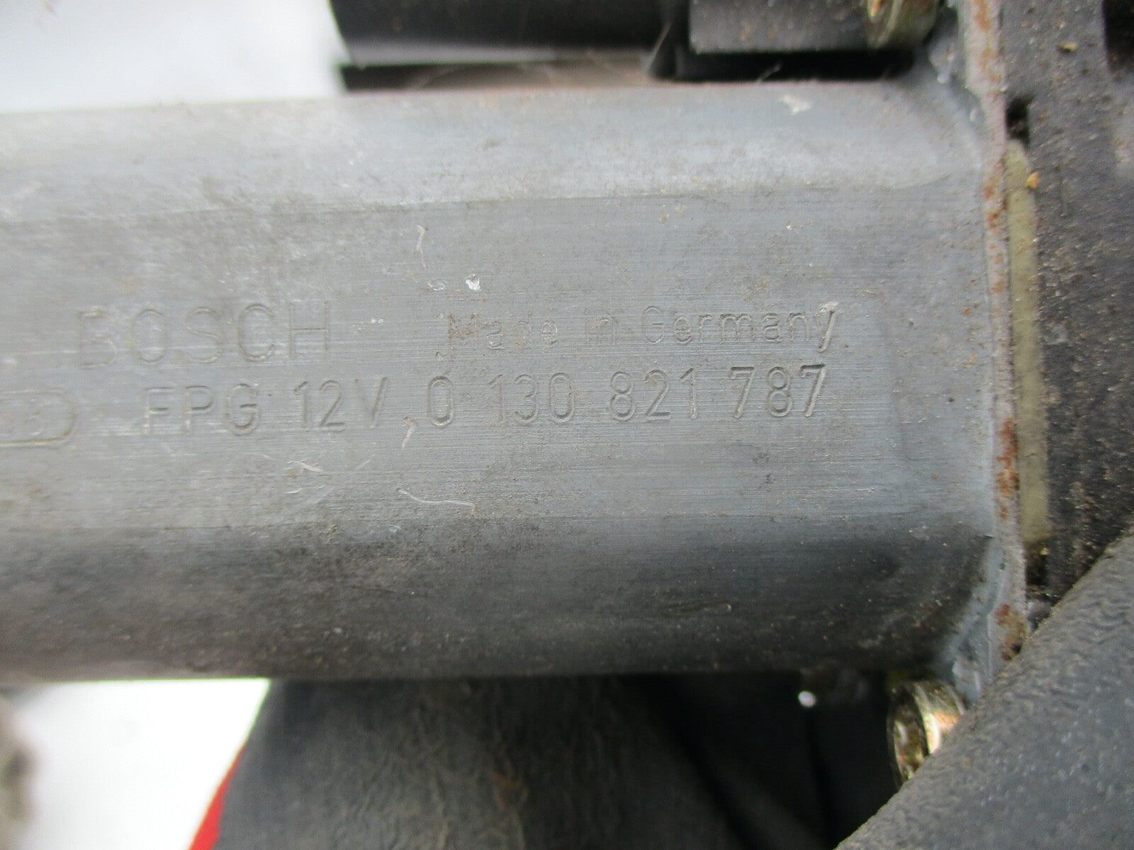 AUDI A4 B5 1999 NSF PASSENGER SIDE FRONT WINDOW MOTOR 0 130 821 787