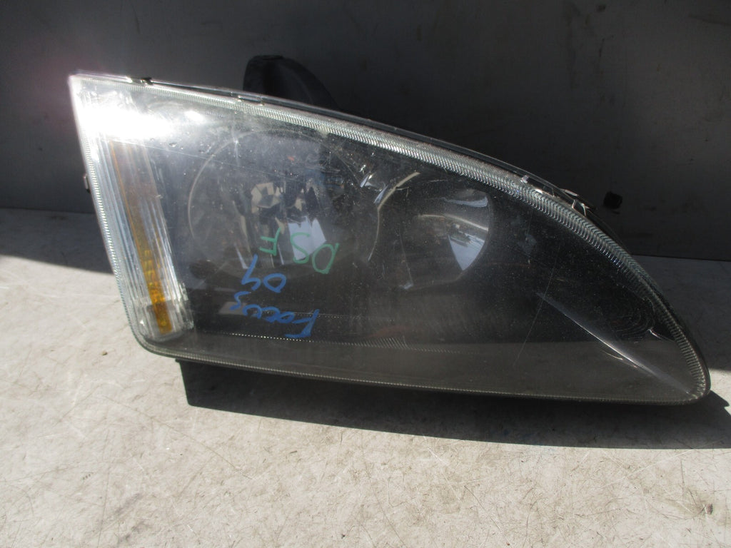 2004 FORD FOCUS MK2 OSF DRIVER SIDE FRONT HEADLIGHT HEAD LAMP 4M5113W030KB