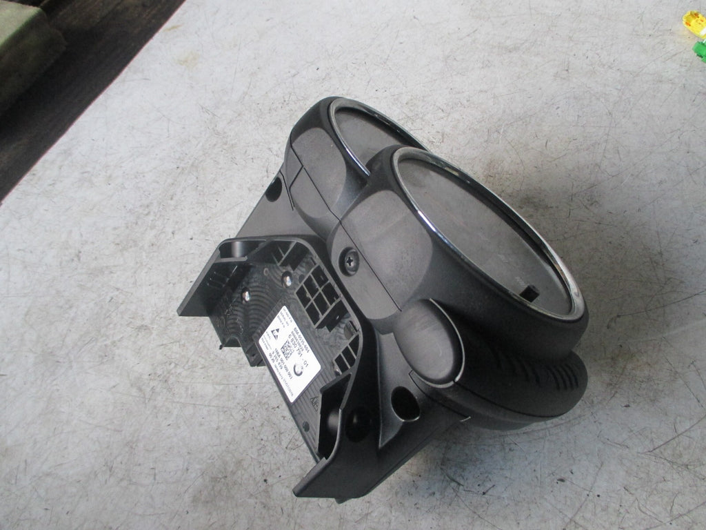 BMW MINI CLUBMAN F54 2016 2.0 DIESEL SPEEDO SPEEDOMETER 6830791
